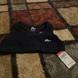 girls sports bra size 7/8 brand new.